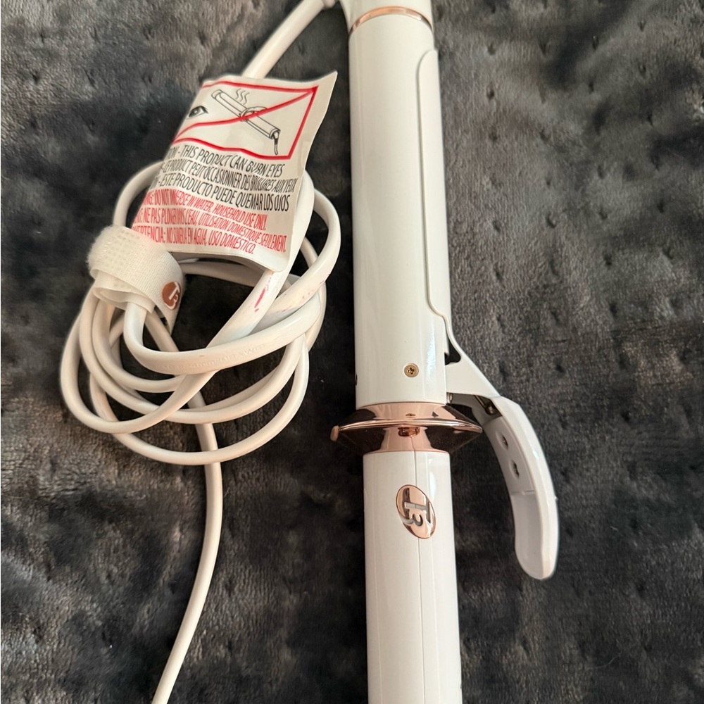 T3 White Curling Iron